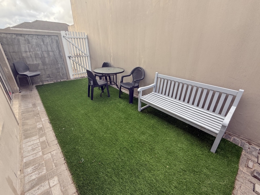 3 Bedroom Property for Sale in Zonnendal Western Cape